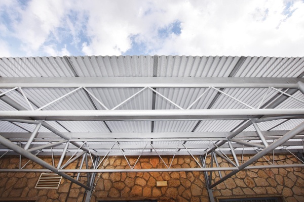 BeeHive Installation Solar Ice